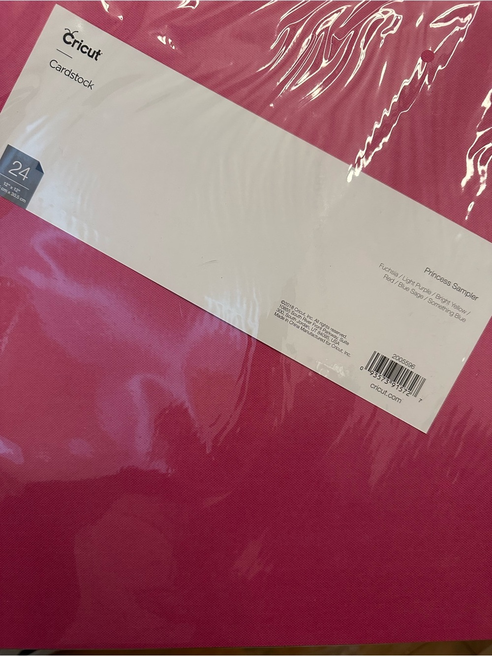 Craft Supplies-  Cricut For Newbies book with a Cricut Sampler Packs - Picture 3 of 6